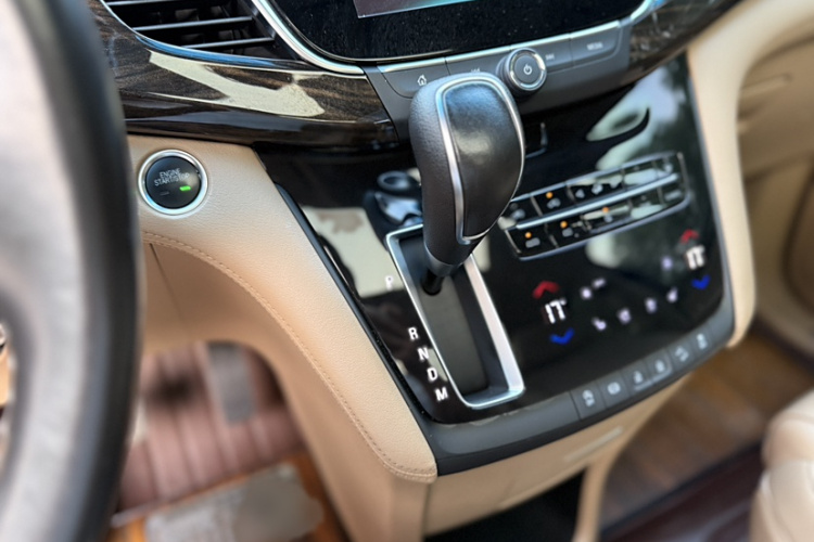 别克GL8 2018款 ES 28T 旗舰型 国VI局部细节18