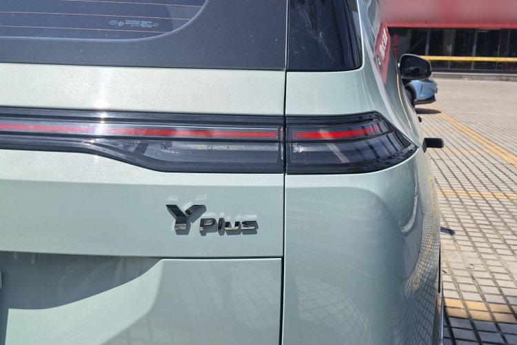 埃安 AION Y 2023款 Plus 510 科技版车身外观6006
