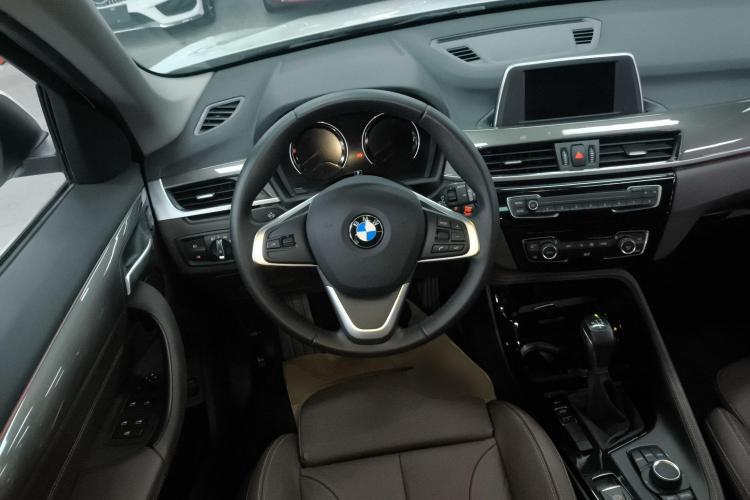 宝马X1 2019款 sDrive18Li 尊享型局部细节13