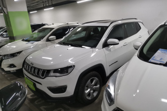 Jeep 指南者 2020款 220T 自动领先版