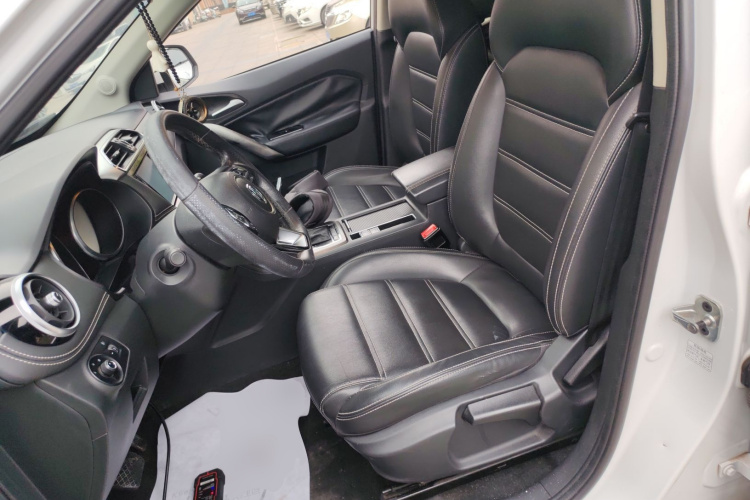 名爵 锐腾 2017款 20T 自动豪华版中控内饰19