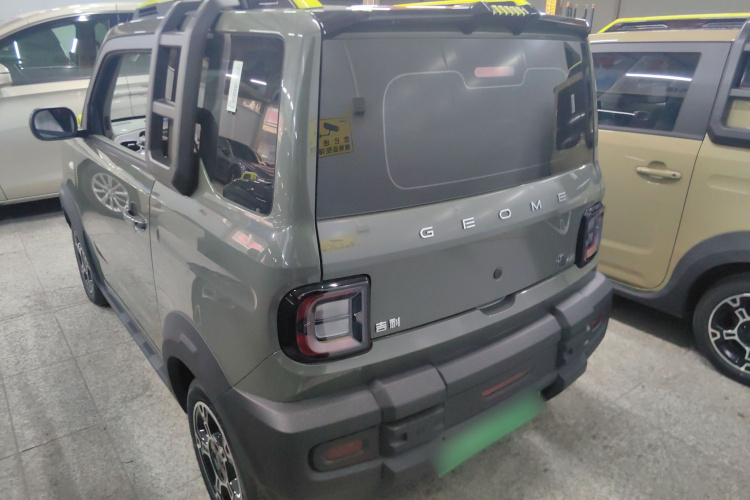 吉利银河 2025款 210km 熊猫卡丁车身外观4