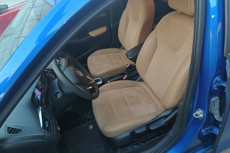 别克 凯越 2018款 15N CVT豪华型中控内饰19