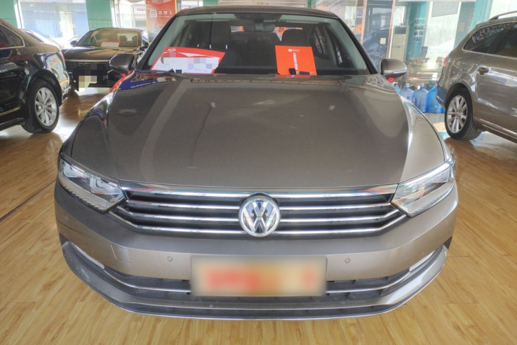 大众 迈腾 2019款 330TSI DSG 豪华型 国V车身外观2