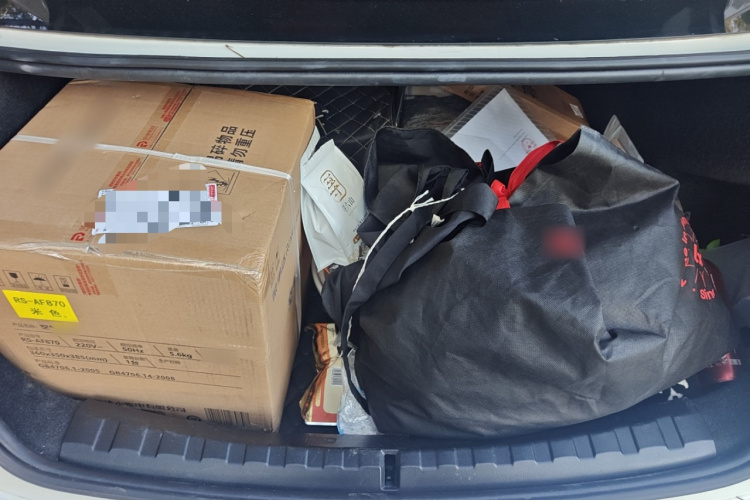 宝马3系 2022款 改款 325Li M运动曜夜套装局部细节23