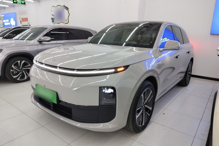 理想汽车 理想L6 2024款 Pro车身外观1