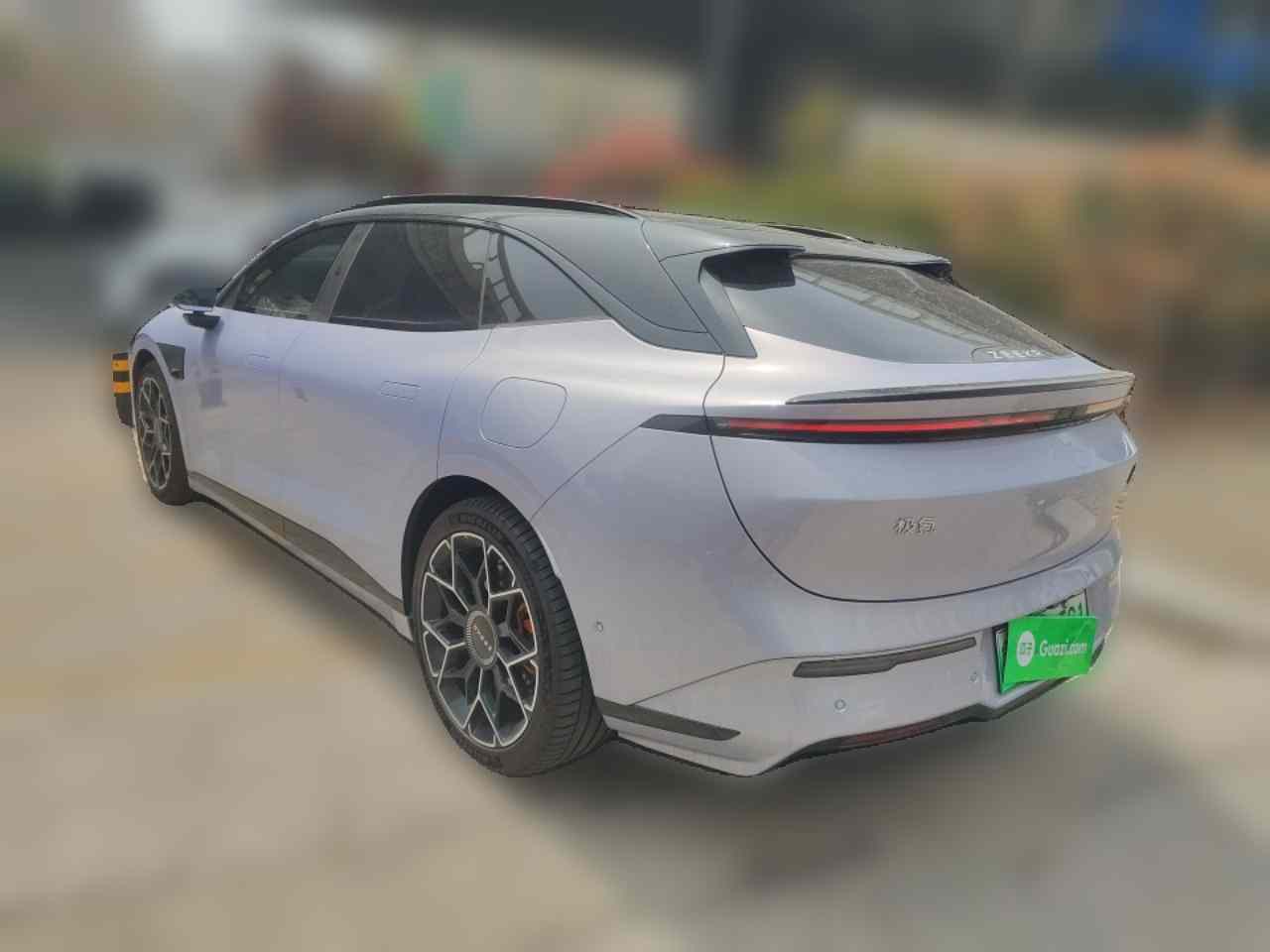 极氪007GT 2025款 四驱智驾版 75kWh(3)