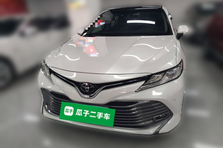 丰田 凯美瑞 2018款 2.5G 豪华版车身外观2