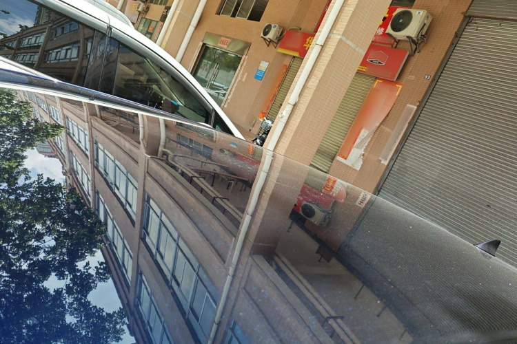 雷克萨斯CT 2014款 CT200h 精英版 单色车身外观57