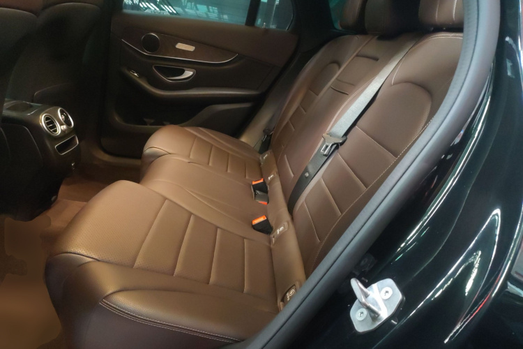 奔驰GLC 2020款 GLC 300 L 4MATIC 动感型中控内饰21