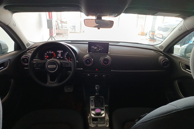 奥迪A3 2019款 Sportback 35 TFSI 进取型 国V中控内饰12