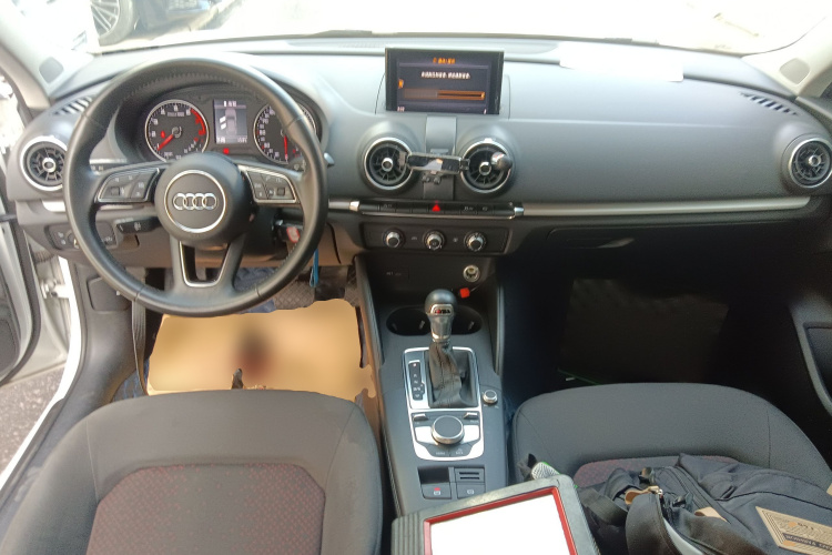 奥迪A3 2020款 Sportback 35 TFSI 进取型 国VI中控内饰12