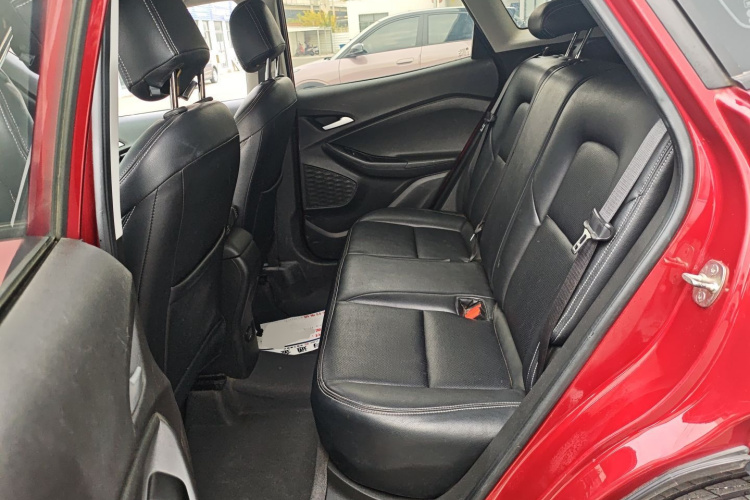 雪佛兰 创酷 2019款 Redline 335T CVT潮版 国VI中控内饰21