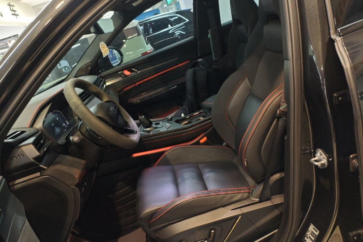 领克05 2020款 2.0TD 四驱劲Halo局部细节19