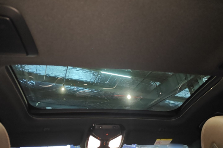 宝马5系 2022款 改款 530Li 领先型 M运动套装局部细节22