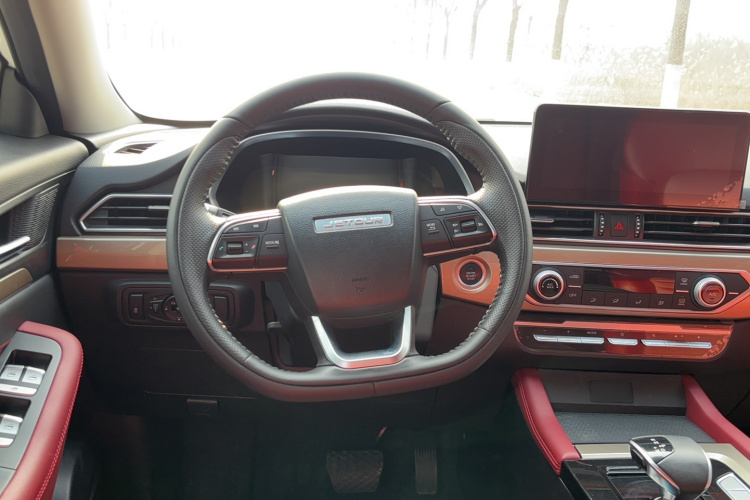 捷途X70 2023款 1.5T DCT超越PRO+版 5座局部细节13