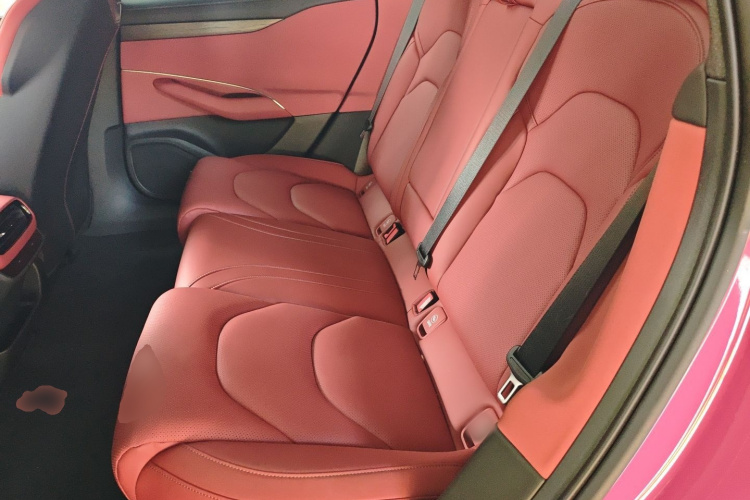 小米汽车 小米SU7 2024款 后驱超长续航高阶智驾Pro版中控内饰7004