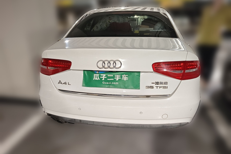 奥迪A4L 2015款 35 TFSI 自动标准型车身外观6004
