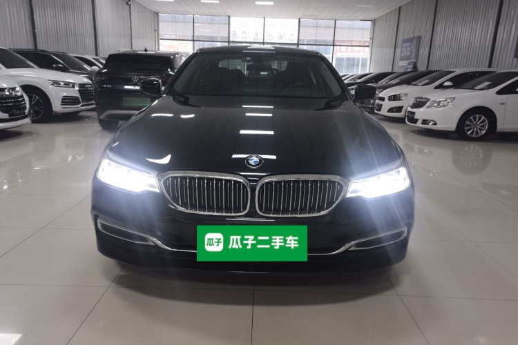 宝马5系 2020款 530Li 领先型 豪华套装车身外观6001