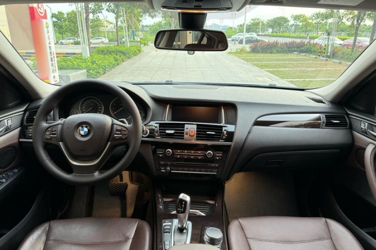 宝马X4 2014款 xDrive20i X设计套装中控内饰7003