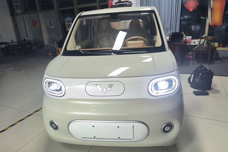 五菱汽车 宏光MINIEV 2024款 第三代 215km 青春版车身外观6001