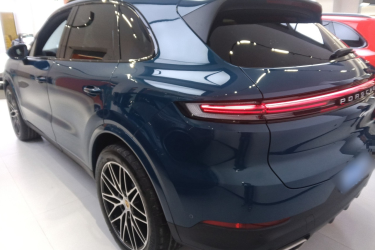 保时捷 2024款 Cayenne 3.0T车身外观4