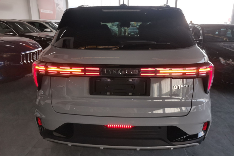 领克01 EM-P 2023款 1.5TD EM-P PM车身外观6004