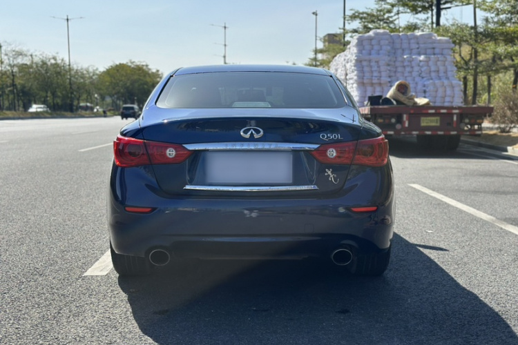 英菲尼迪Q50L 2016款 2.0T 悦享版车身外观6009