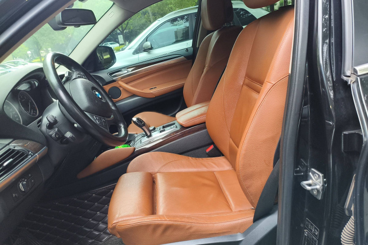 宝马X6 2011款 xDrive35i局部细节19