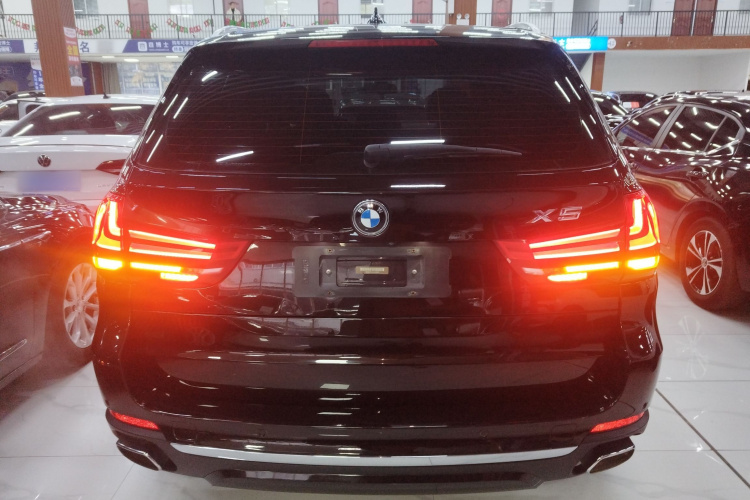 宝马X5(进口) 2018款 xDrive35i 典雅型车身外观6004
