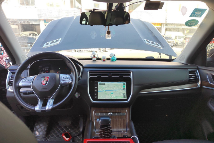 荣威RX8 2019款 30T 智联网两驱超群旗舰版中控内饰7002