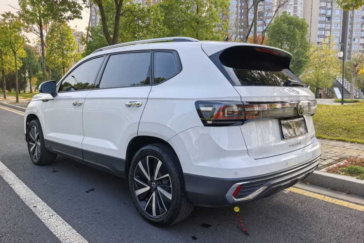 大众 途岳 2023款 300TSI 两驱皎月版车身外观6005