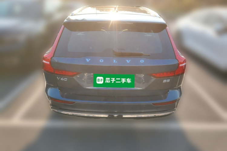 沃尔沃V60 2024款 B5 智远豪华版车身外观6