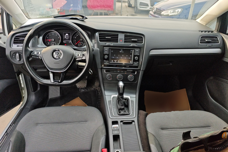 大众 高尔夫 2018款 230TSI 自动舒适型中控内饰7002