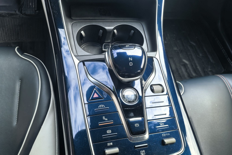 比亚迪 秦PLUS 2021款 EV 500KM 尊贵型局部细节18