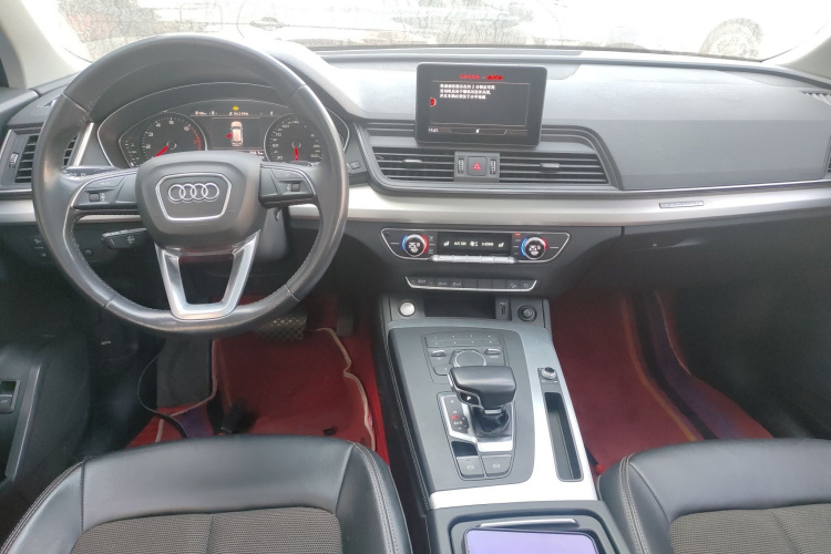 奥迪Q5L 2020款 40 TFSI 荣享进取型中控内饰12