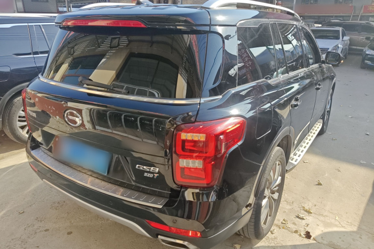 广汽传祺 传祺GS8 2017款 320T 两驱豪华智联版（七座）车身外观7