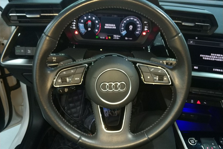 奥迪A3 2021款 Sportback 35 TFSI 时尚运动型中控内饰13