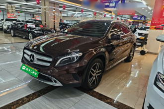 奔驰GLA 2015款 GLA 220 4MATIC 时尚型