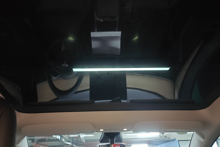 特斯拉 Model Y 2021款 长续航全轮驱动版 3D7中控内饰22