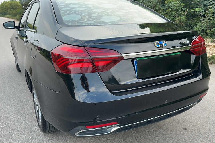 吉利汽车 帝豪 2018款 1.5L 手动向上互联版车身外观6011