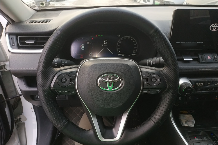 丰田 RAV4荣放 2023款 2.0L CVT两驱20周年铂金纪念版中控内饰13