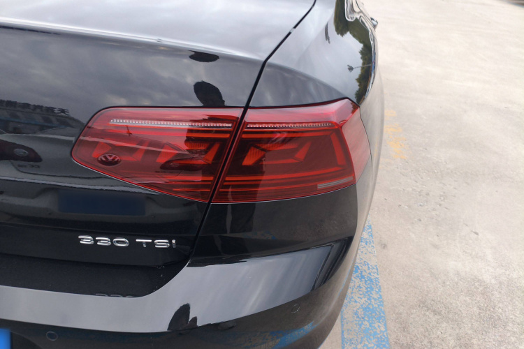 大众 迈腾 2023款 200万辆纪念版 330TSI DSG领先型车身外观6001