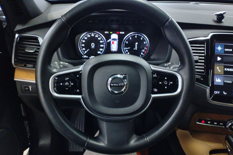 沃尔沃XC90 2019款 T6 智逸版 7座 国V中控内饰13