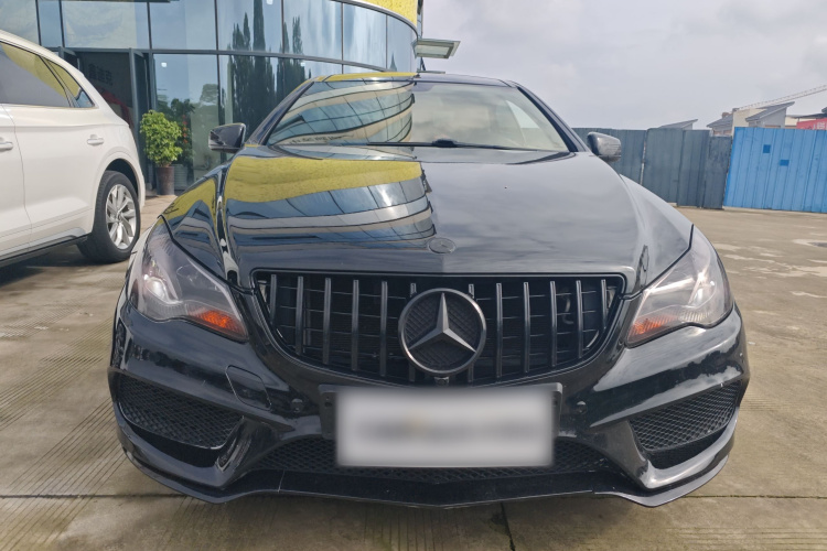 奔驰E级(进口) 2014款 E 200 轿跑版车身外观2