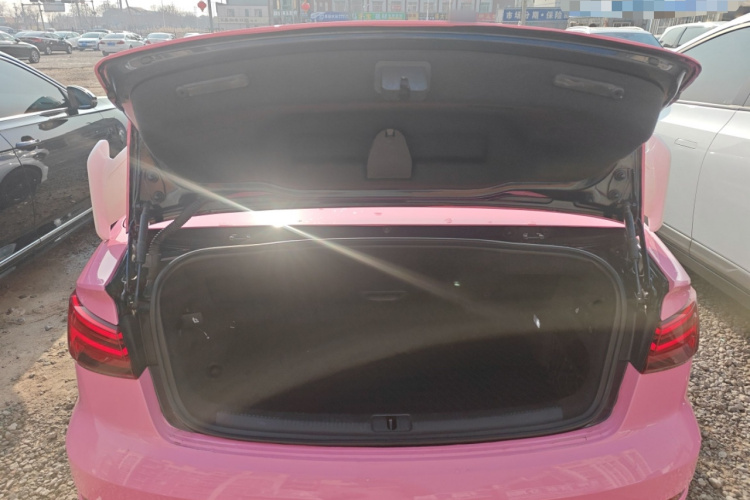 奥迪A3(进口) 2017款 Cabriolet 40 TFSI机舱底盘23