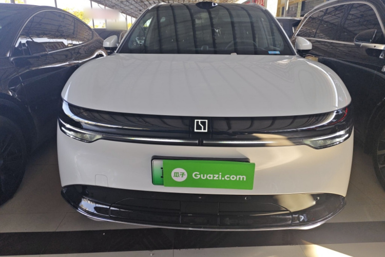 极氪7X 2025款 75kWh 后驱智驾版车身外观2