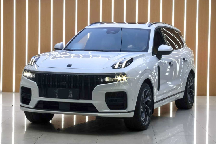 领克09 EM-P 2021款 2.0T PHEV Halo 六座车身外观1