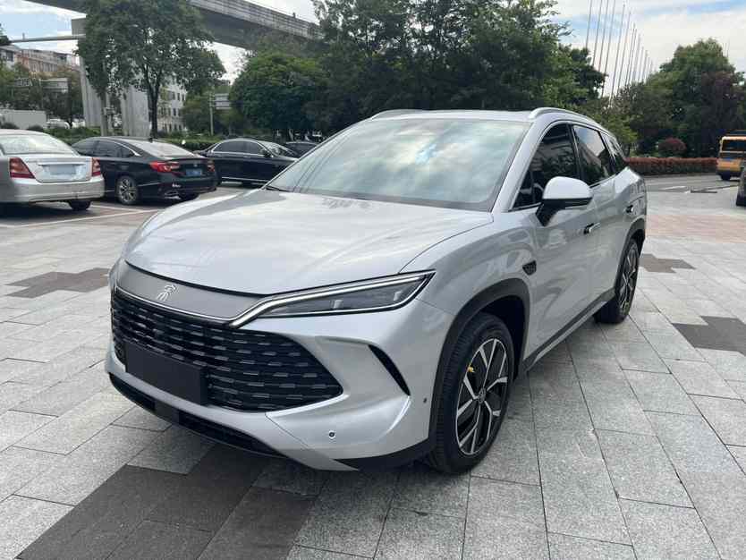 比亚迪 宋L DM-i 2025款 智驾版 160km 卓越型(1)