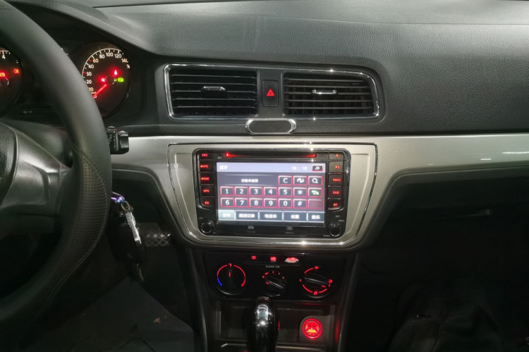 大众 朗行 2015款 1.6L 自动风尚版局部细节16